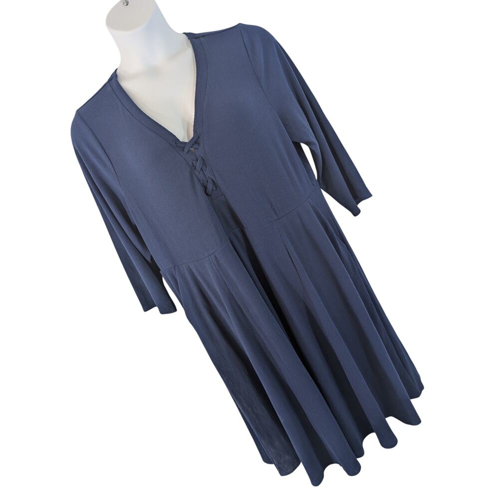 NWT@$66! TORRID! NAVY BLUE KNIT, OVERSIZED STRETCH, BRAIDED NECKLINE DRESS! 3X